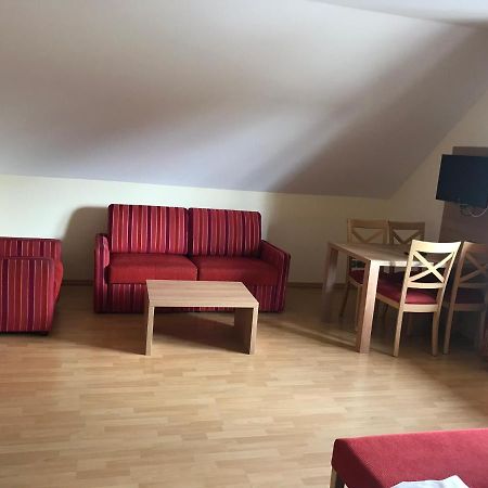 Laupus-Hof Apartment Bad Vilbel Exterior foto