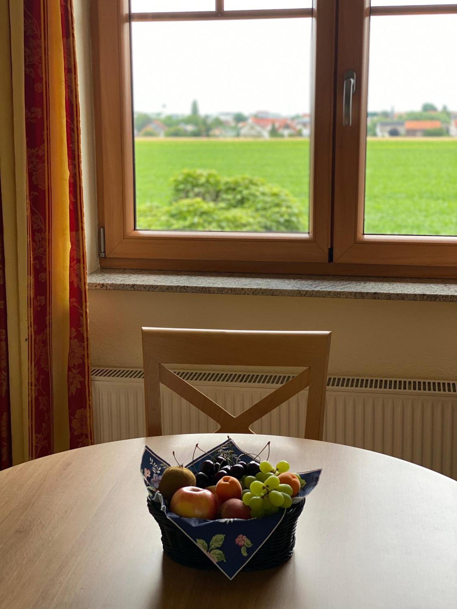 Laupus-Hof Apartment Bad Vilbel Exterior foto