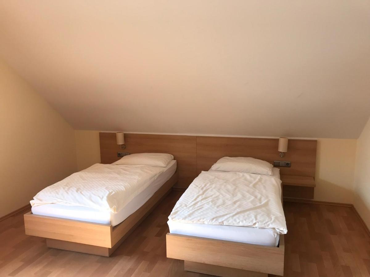 Laupus-Hof Apartment Bad Vilbel Exterior foto